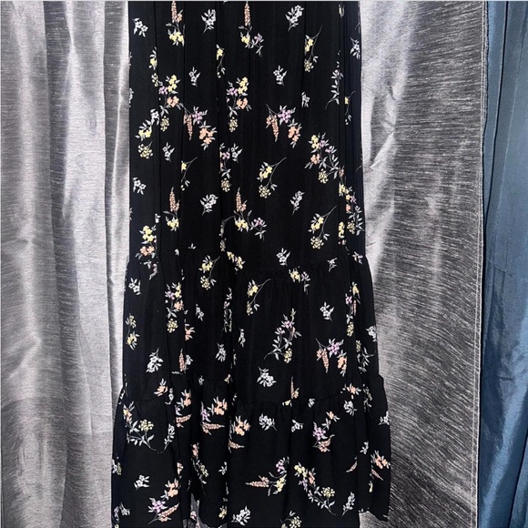Floral Black Maxi Dress - Picture 2 of 4